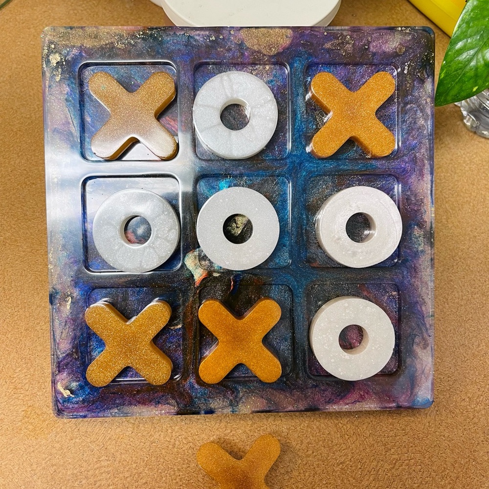 Colorful Tic-Tac-Toe Set